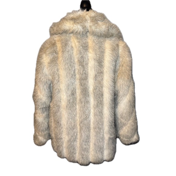 Faux Fur Vintage Coat - Picture 2 of 10